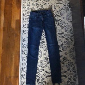 Skinny jeans
